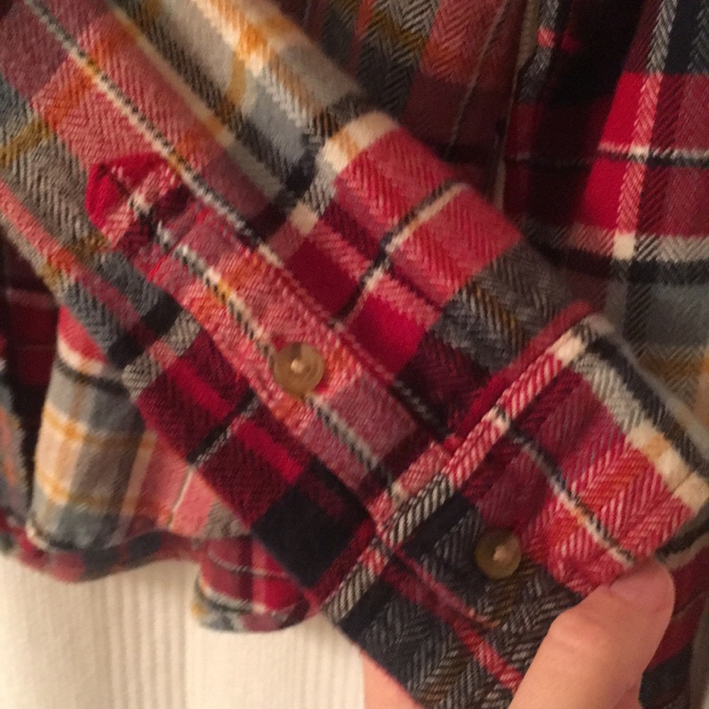 Small Flannel - Picture 4 of 5